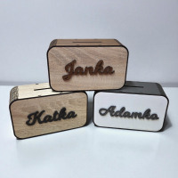 Drevená 3D pokladnička s menom alebo nápisom