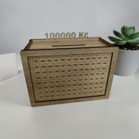 Vyškrtávacia drevená pokladnička